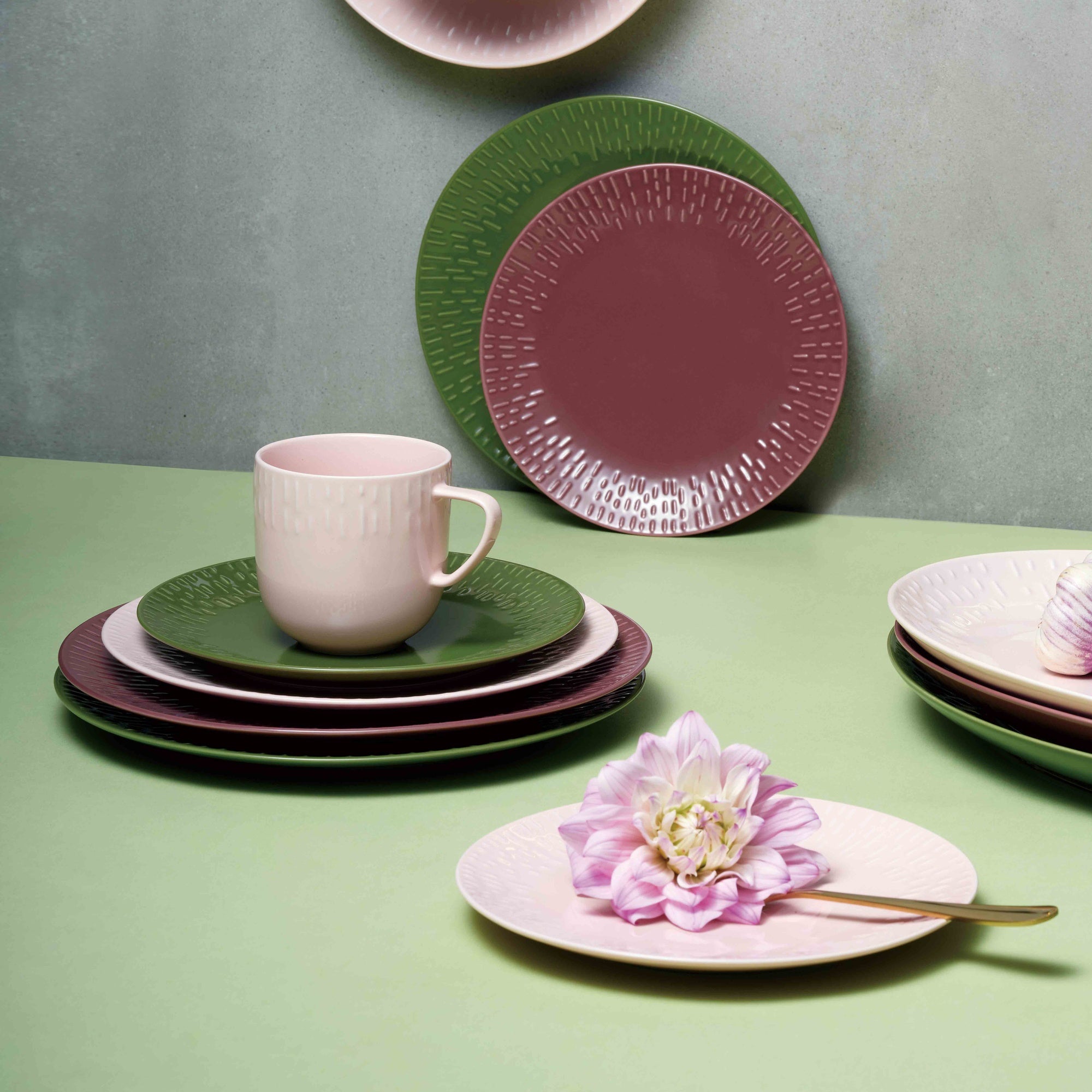 Confetti middagstallerken | Bordeaux