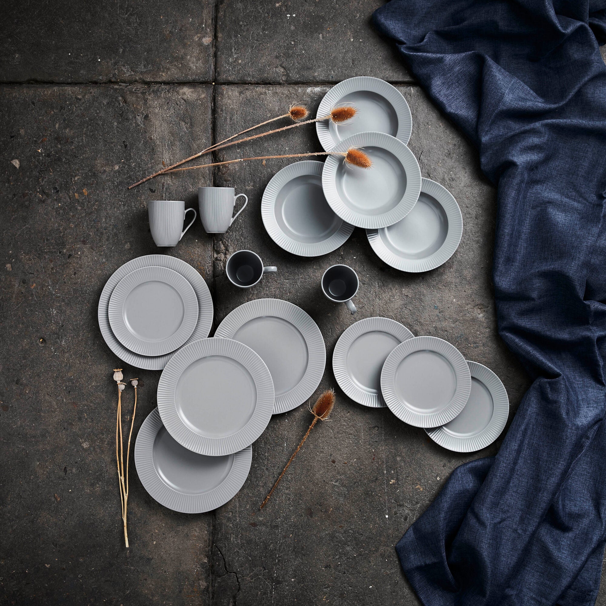 Groovy tallerkensæt med 16 dele | Grå
