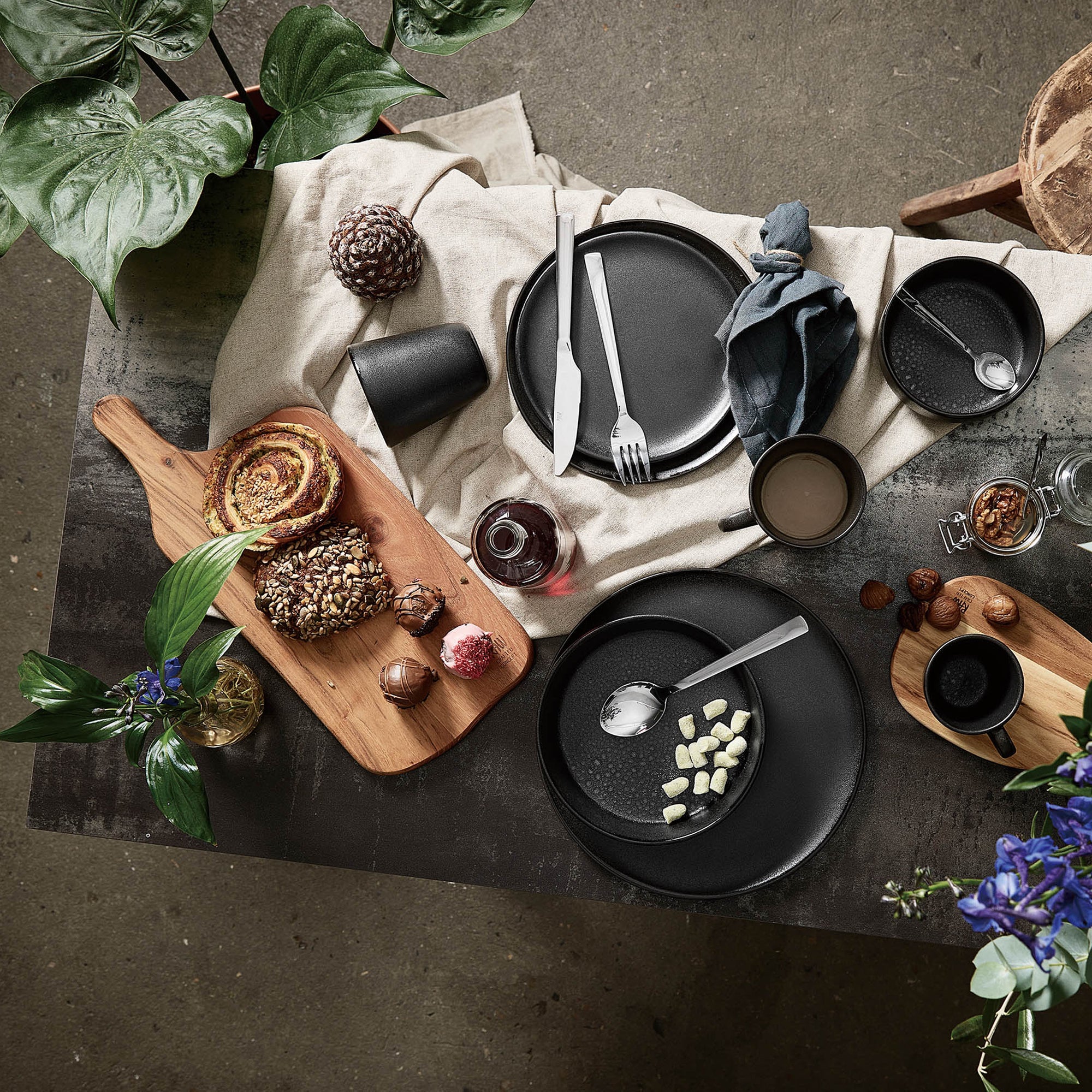 RAW desserttallerken | Titanium Black