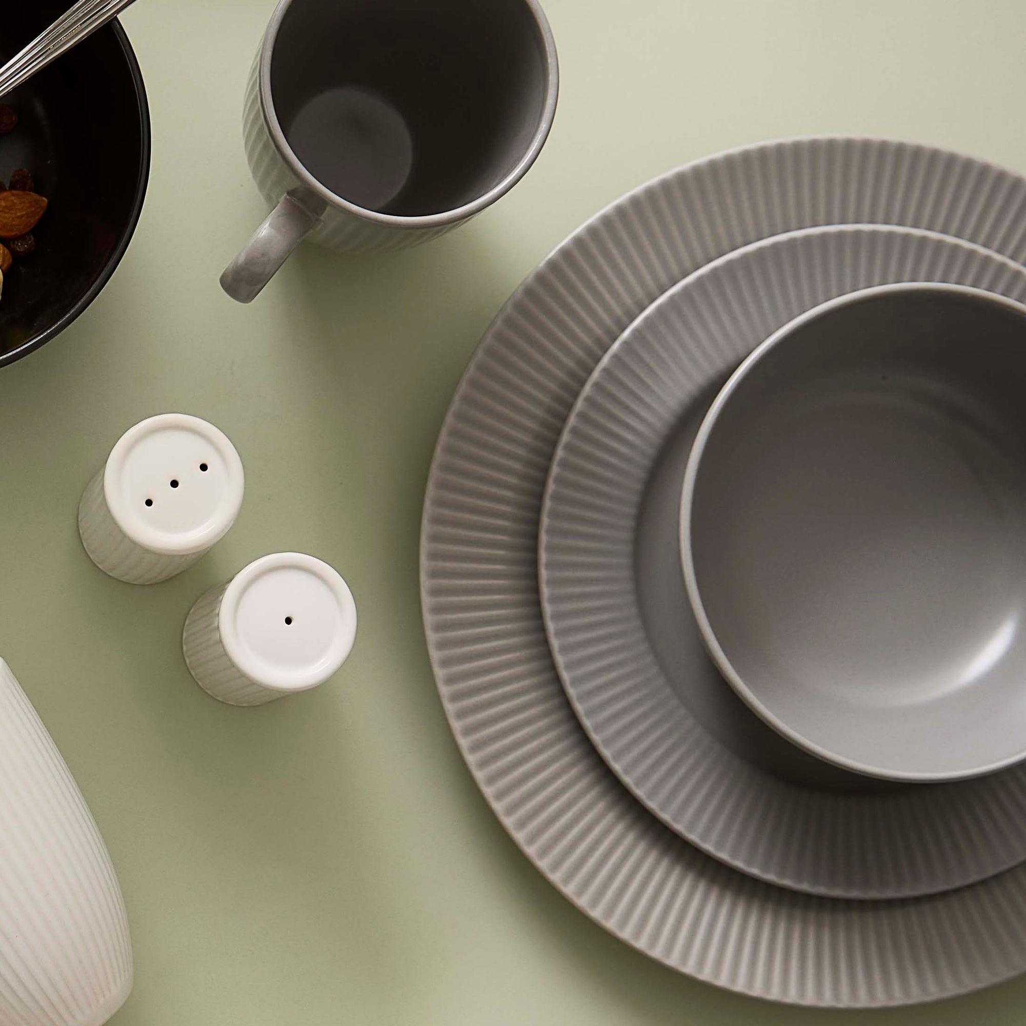 Groovy frokosttallerken | Grå