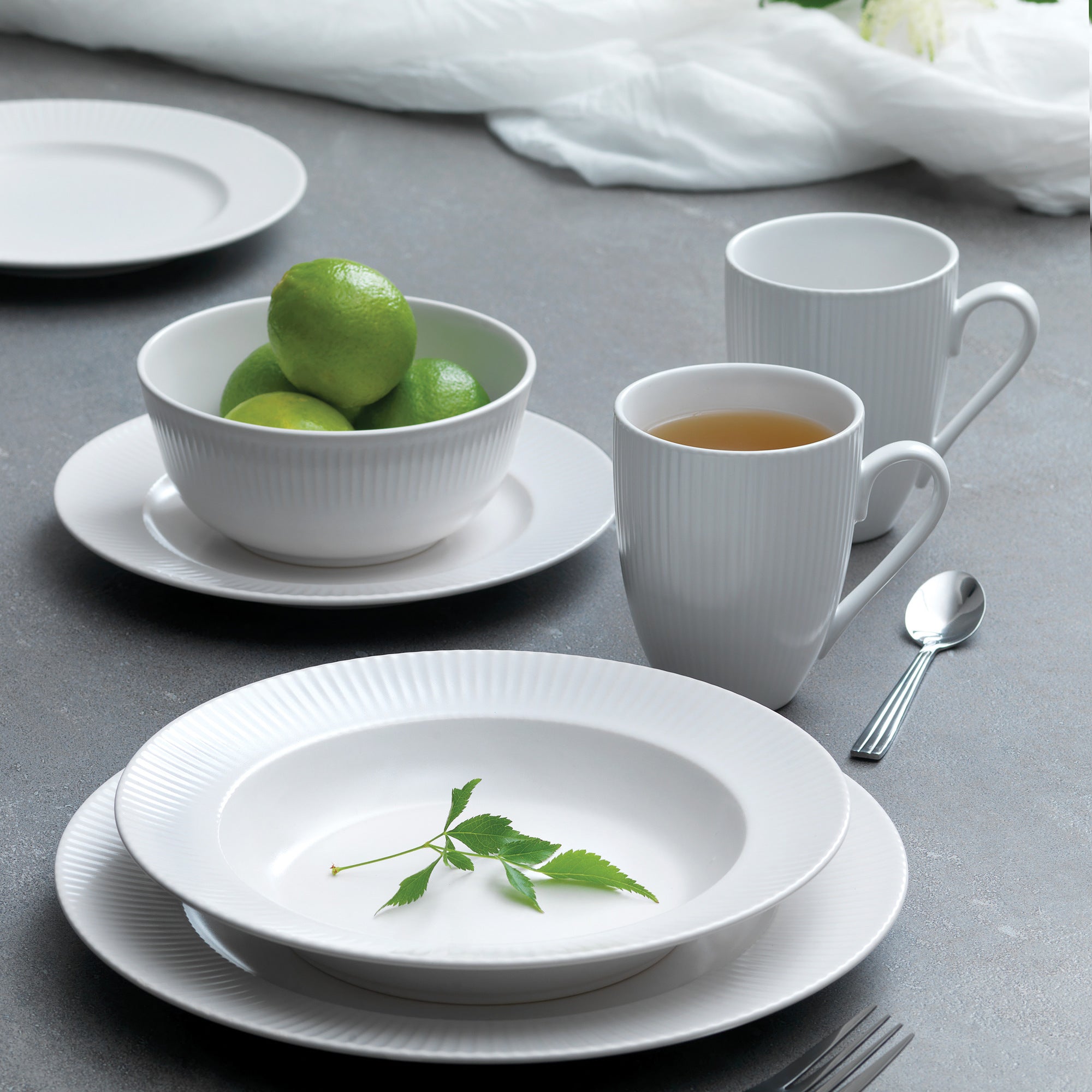 Groovy porcelæn skål | Hvid