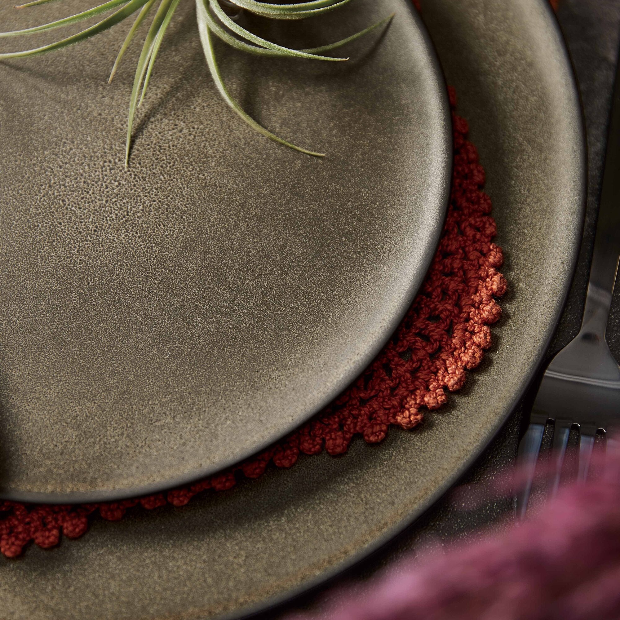 RAW middagstallerken | Forest Brown