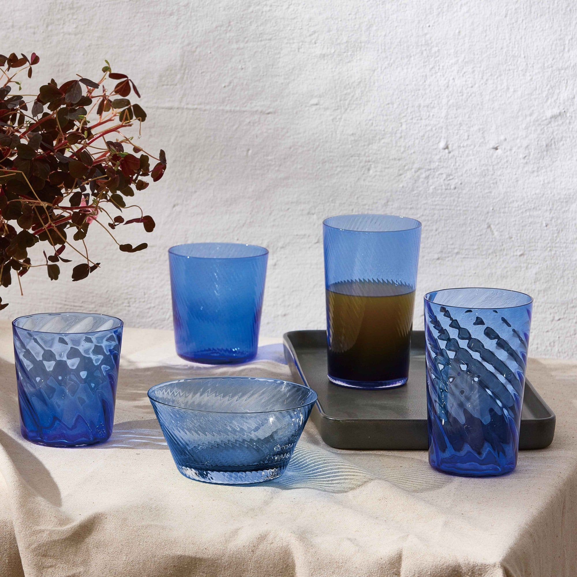 RAW Unique Swirl vandglas | Mørkeblå