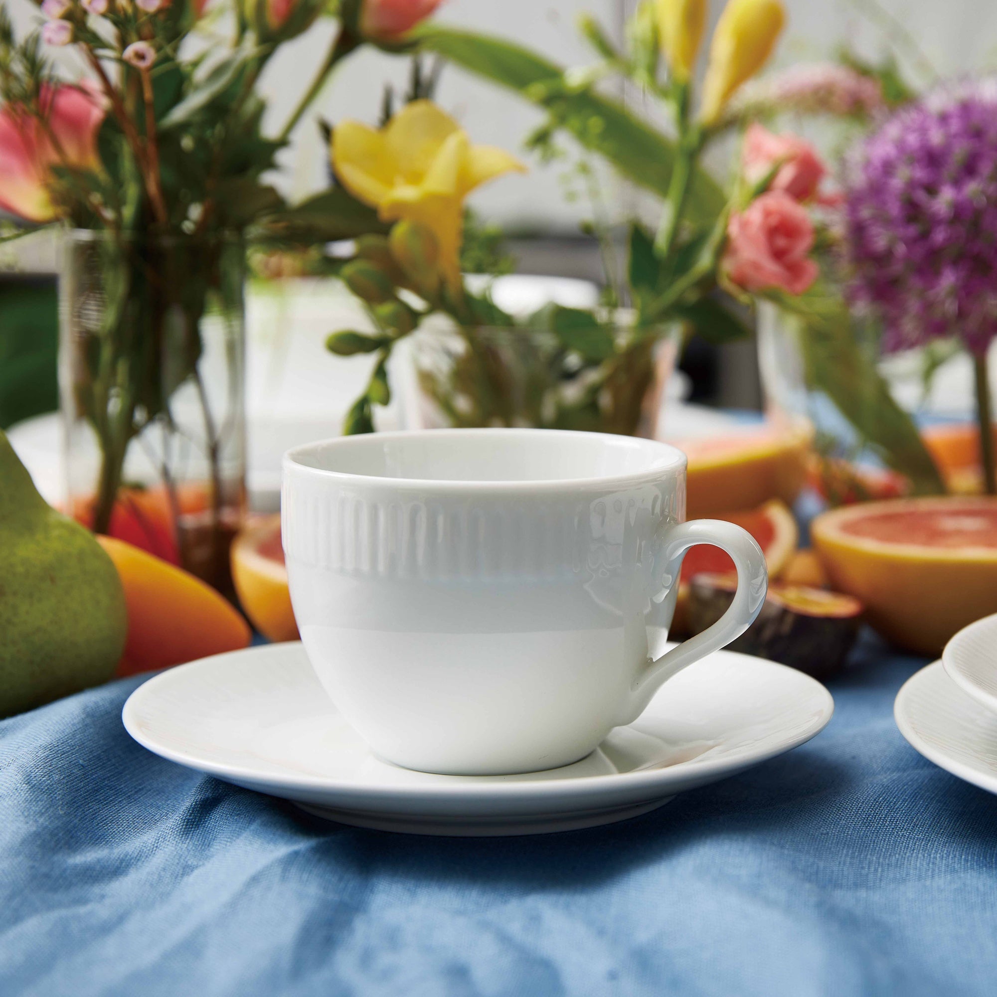 Relief kaffekop med underkop 4 stk. | Hvid