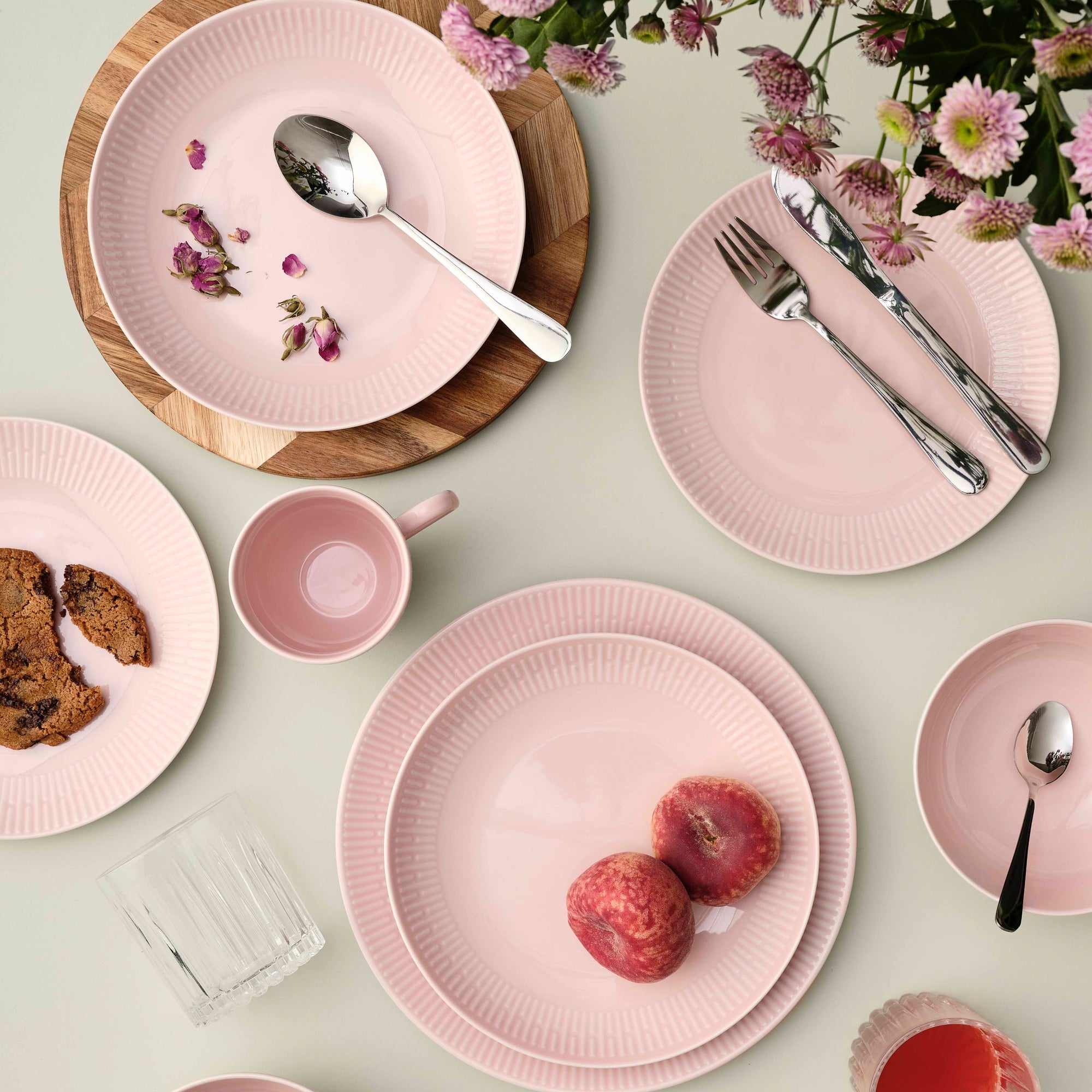 Relief suppetallerken | Rosa