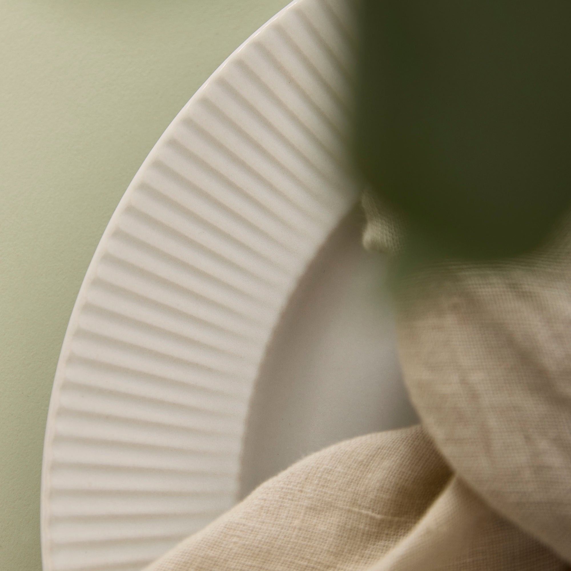 Groovy middagstallerken | Creme Hvid